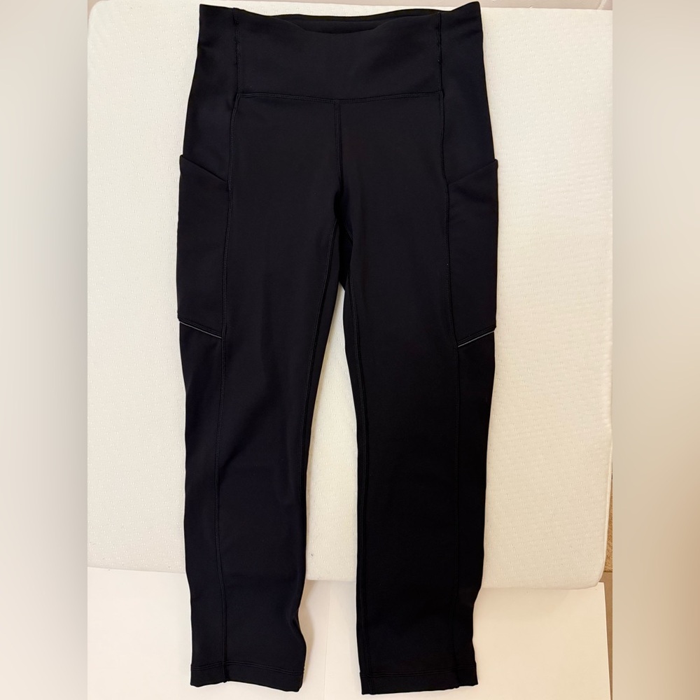Lululemon Leggings Black Speed Up Crop with Side Pockets Size 2
